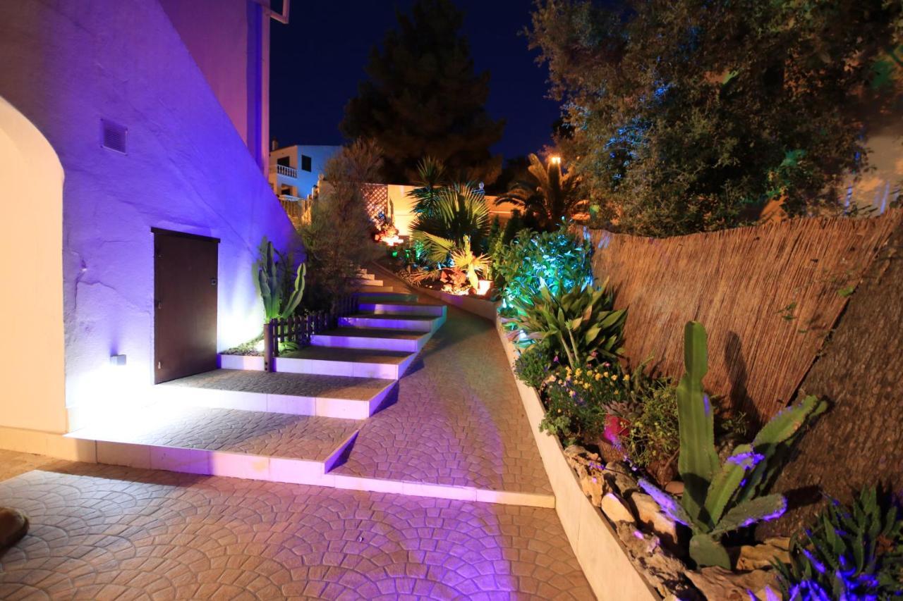 Wunderschoenes Kleines Apartment Fuer 2 Personen Mit Idylischen Blick Ins Gruene Cala Galdana (Menorca) Exterior foto