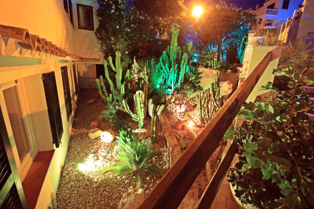 Wunderschoenes Kleines Apartment Fuer 2 Personen Mit Idylischen Blick Ins Gruene Cala Galdana (Menorca) Exterior foto